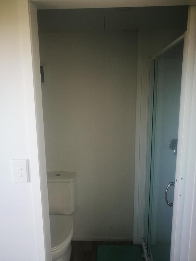 Budget Cabin Accommodation - Bed Shower Toilet Waihi Kültér fotó